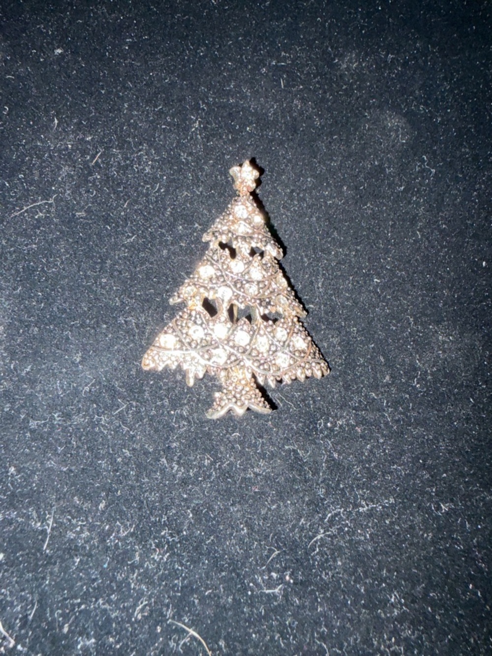 Rhinestone Christmas Tree Brooch - Gold Tone